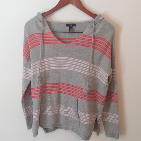 GAP Tops - Gray Grey GAP Pullover Hoodie with Pink Stripes